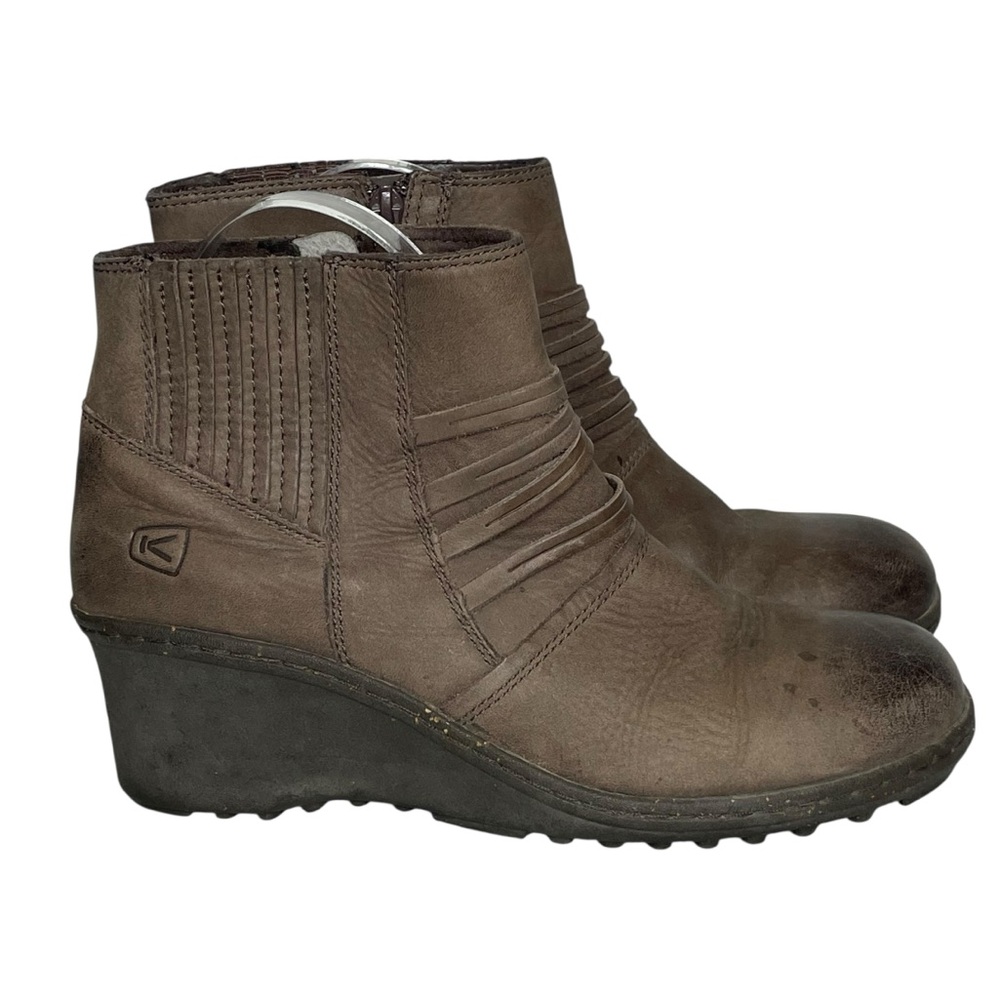 Keen 9.5 Zurich brown oiled leather wedge ankle boots